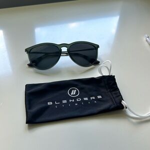 Blenders sunglasses